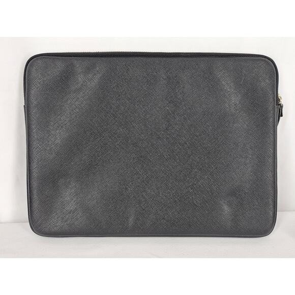 KATE SPADE BLACK HARD CASE 13" LAPTOP CASE WITH PINK MEMORY FOAM PADDING - Picture 2 of 10